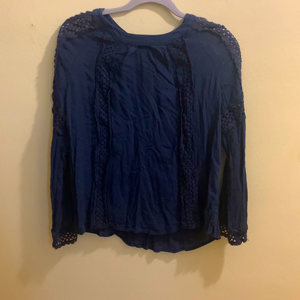 Bass Navy Blue Cold-Shoulder Blouse